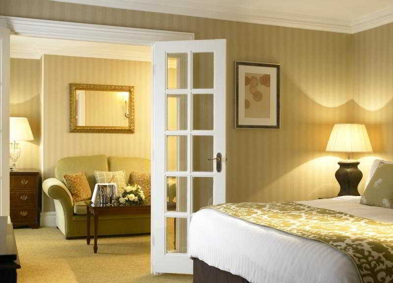 Delta Hotels By Marriott Durham Royal County Habitación foto